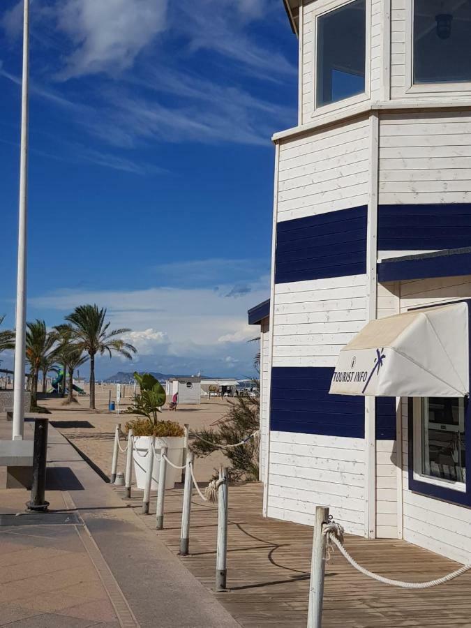 Chillout Grau De Gandia- Attico Para 6 Personas Invitamos Familias Y Jovenes, Dos Banos Exterior foto